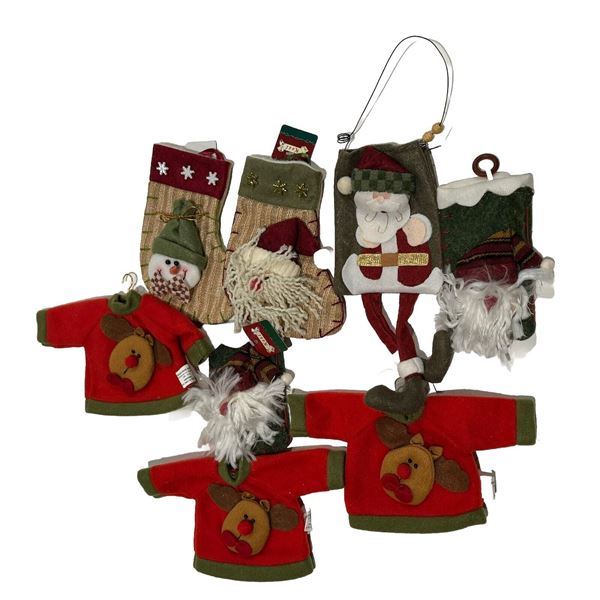 NEW WITH TAGS CHRISTMAS DECORATIONS LOT 2