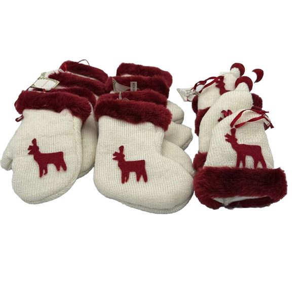 NEW WITH TAGS CHRISTMAS DECORATIONS LOT 1