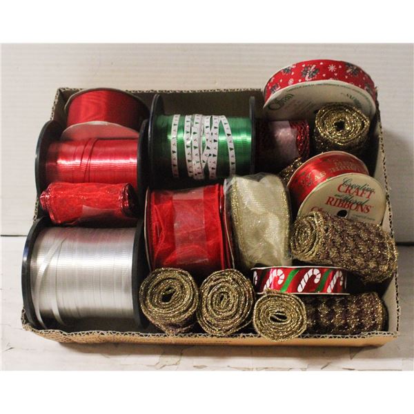 BOX CHRISTMAS RIBBON AND LACE