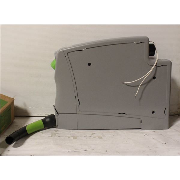 NEW VROOM RETRACT VAC 24 DLX RETRACTABLE HOSE