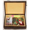 Image 1 : WOOD BOX FULL OF ESTATE CHRISTMAS PINS/BROOCHES