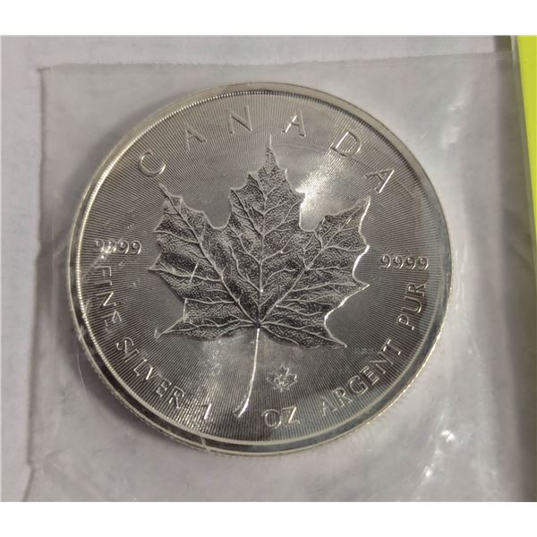 CANADA MAPLE LEAFS 1 OZ PURE SILVER