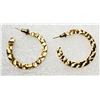 Image 1 : 17)  GOLD TONE HAMMERED HOOP EARRINGS.