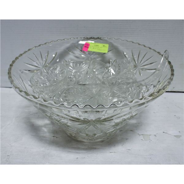 GLASS PUNCH BOWL SET INCLUDING 10 CUPS WITH