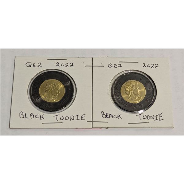 2 QEII BLACK TOONIE