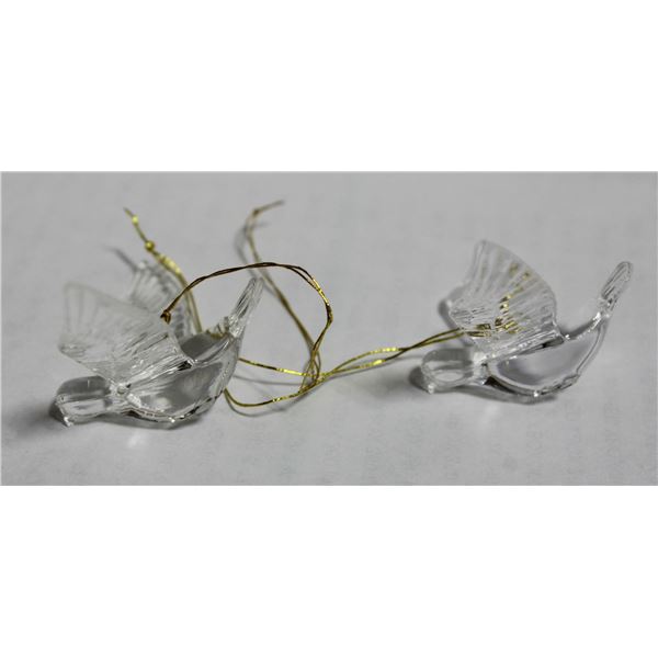 PAIR OF VINTAGE LAURA SECORD CHRISTMAS DOVES