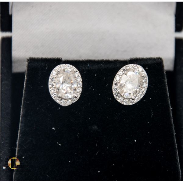 #1102-1.00 CT TW GRA CERTIFIED OVAL CUT MOISSANITE