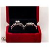 Image 2 : #1092-2 PCE WEDDING SET WITH HAND SET 0.80 CT