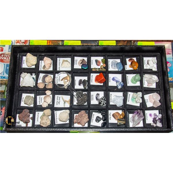 ESTATE GENUINE GEMSTONES/SPECIMENS TRAY 32 VARYING