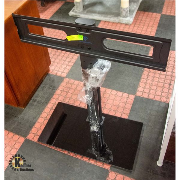 NEWLY ASSEMBLED PEARLSMITH TABLE TOP TV STAND