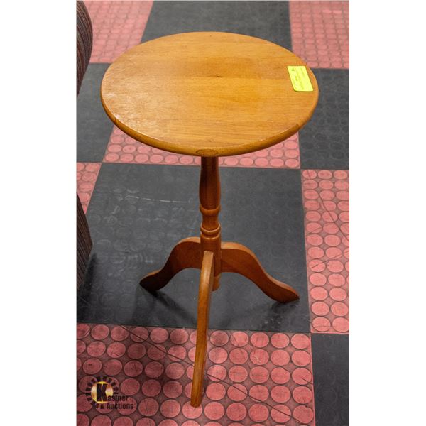 WOOD PLANT STAND 12" X 21"