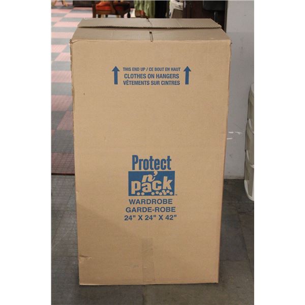 EXTRA LARGE PROTECT AND PACK WARDROBE