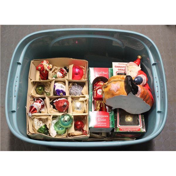 VINTAGE CHRISTMAS ORNAMENTS & DECORATIONS