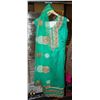 Image 1 : LIGHT GREEN AND GOLD INDIAN LADIES KAMEEZ