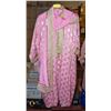 Image 1 : PINK AND GOLD INDIAN KAMEEZ PANT DRESS SUIT