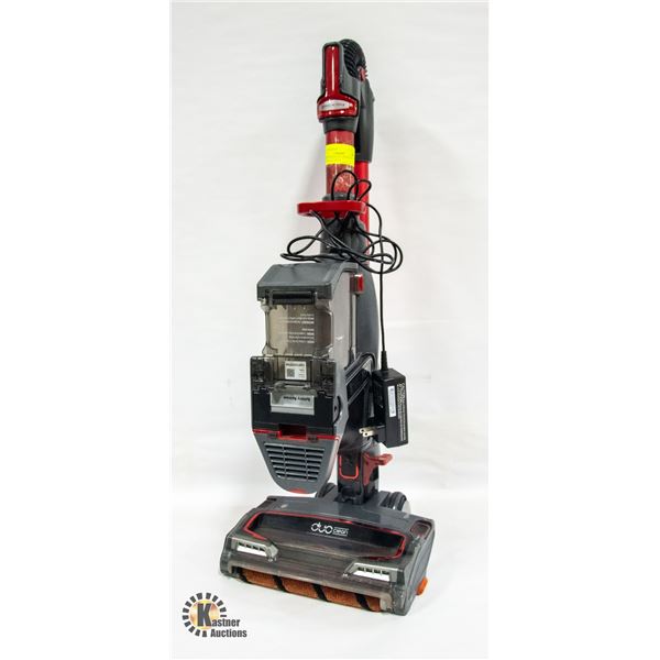 SHARK DUOCLEAN CORDLESS VACUUM CLEANER