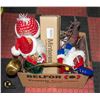 Image 1 : BOX CHRISTMAS DECORATIONS INCLD. SMALL TREE