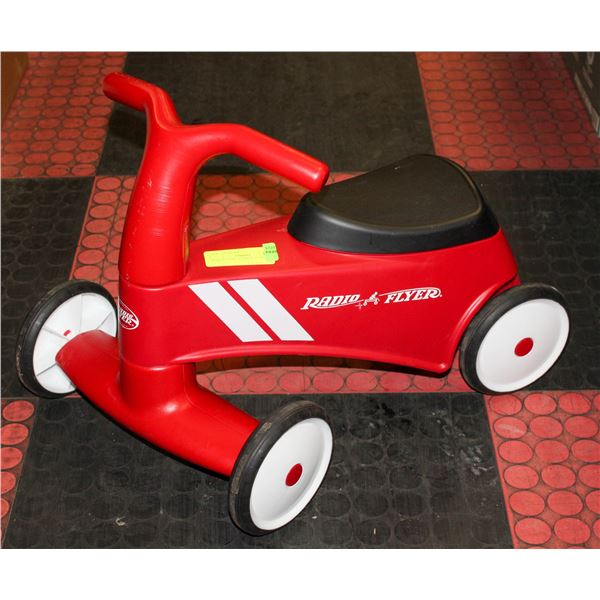 RADIO FLYER SCOOT RIDE ON TOY