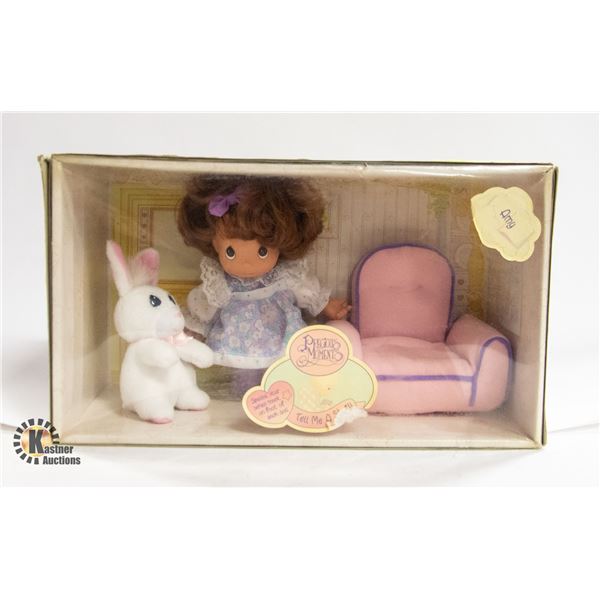 NEW IN BOX 2000 PRECIOUS MOMENTS