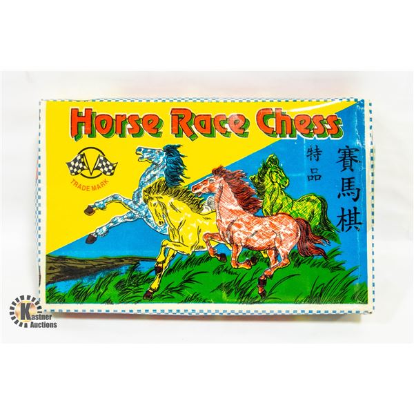 ESTATE VINTAGE HORSE RACE CHESS IN BOX-ESTATE