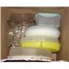 Image 1 : GLASS PYREX & TUPPERWARE