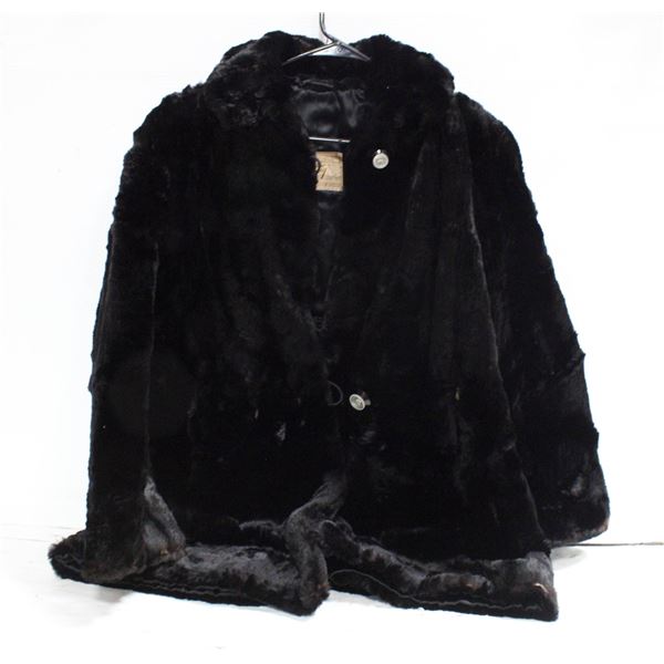 VINTAGE HURTIG FURS LADIES FUR COAT SIZE M/L