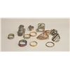 Image 1 : 12 ESTATE RINGS ALL TOGETHER-ESTATE
