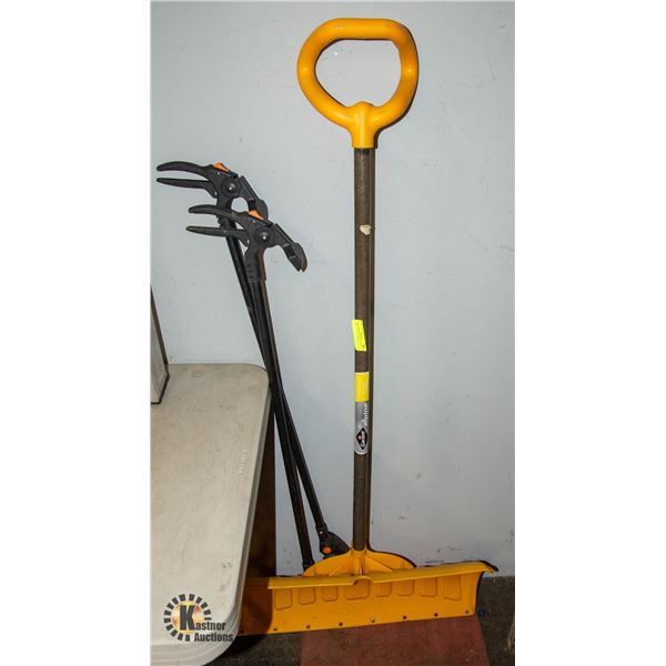 PAIR OF BRANCH SHEARS SOLD WITH GARANT SHOVEL