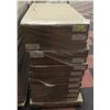 Image 1 : PALLET OF 2 X 4' RECESSED CENTER LENSED TROFFERS