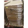 Image 1 : PALLET OF 2 X 4' RECESSED CENTER LENSED TROFFERS