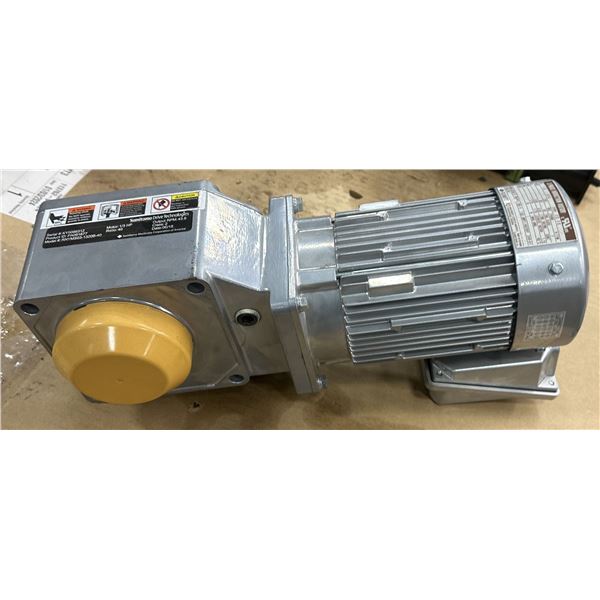 Sumitomo #TC-FX Induction Motor w/ #RNYMS03-1320B-40 Gear Motor