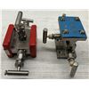 Image 2 : Lot of (2) Misc. Stainless Steel Manifold Valves #HM541U9999412 & #M4AVIS