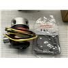 Image 2 : (2) Humphrey #125 4E1 21 36 120 50 60 Solenoid Valves