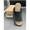 Image 2 : Clarks Collection Black Slides 8.5