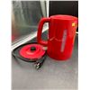 Image 2 : Toastmaster Electric Kettle