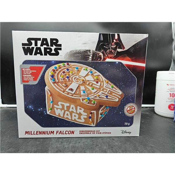 Star Wars Millennium Falcon Gingerbread Kit (731g)