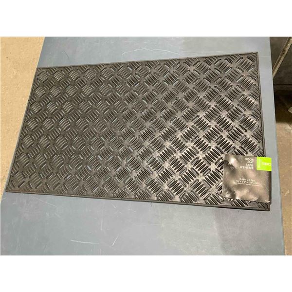 Korhlan Studio Black Rubber Door Mat (18in x 30in)