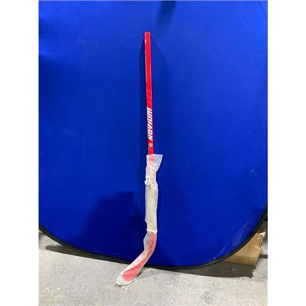 Novium SP Youth Stick