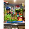 Image 1 : Little People Farm to Market Gift Set