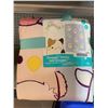 Image 1 : Squishmallows Snuggle Throw (50in x 70in)