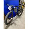 Image 9 : North Rock Fat Tire Bike