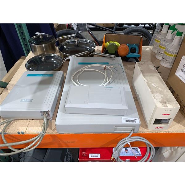 Back-UPS 300 Model no. BK300, Serial #PB9935235406, Output 120v-60HZ