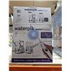 Image 2 : Waterpik Waterflosser Ultra Plus Water Flosser & Cordless Pearl Water Flosser - 5 Accessory tips, US