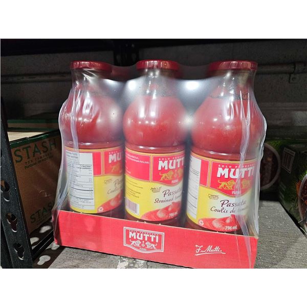 Mutti Passata Strained Tomatoes 6x796ml