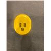 Image 2 : 15A to 125V AC plug