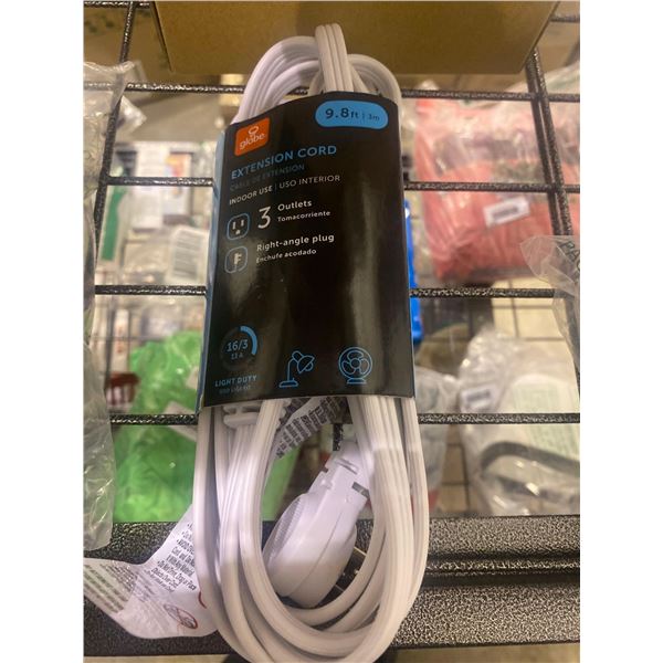 Globe indoor use 3 meter Extension cord, 3 outlets, right-angle plug
