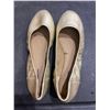 Image 1 : Amazon essentials gold ballet flats ladies size 11W