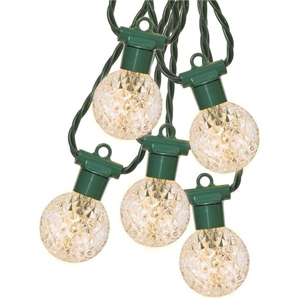Sylvania - 25 LED Jumbo Globe Outdoor/Indoor String Lights, 4.88 Meters, Warm White