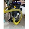 Image 2 : Dewalt Stainless-steel Wet/Dry Vacuum
