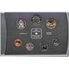 Image 1 : Canada, Specimen Set 2000 Loon/Bear in Original Box and C.O.A.